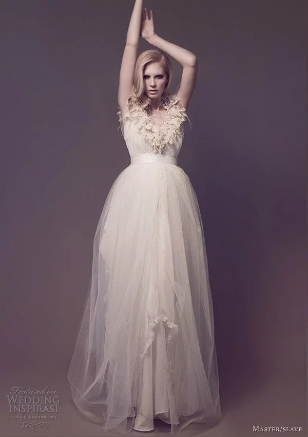 master-slave-wedding-dresses-2013-flora-galaxies-triangle-chiffon-gown